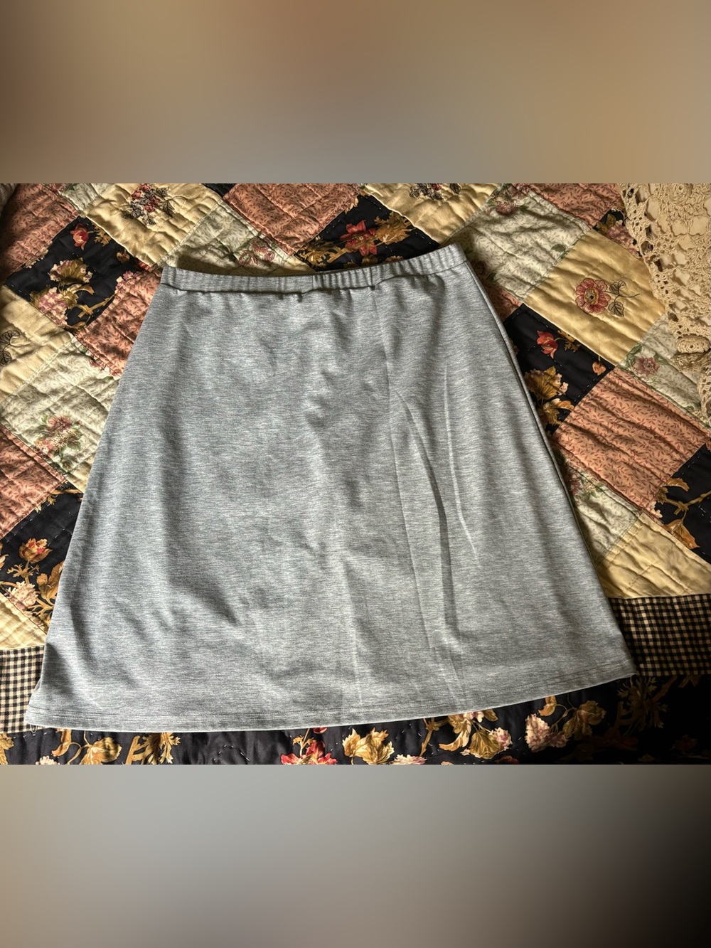 Everyday A-Line Knit Skirt in Light Gray